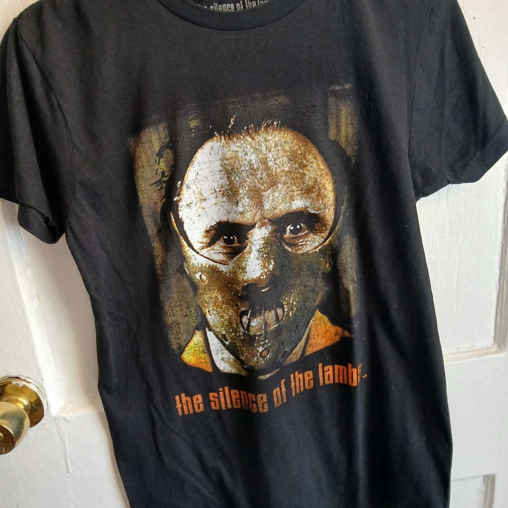 Silence Of The Lambs Shirt SMALL.